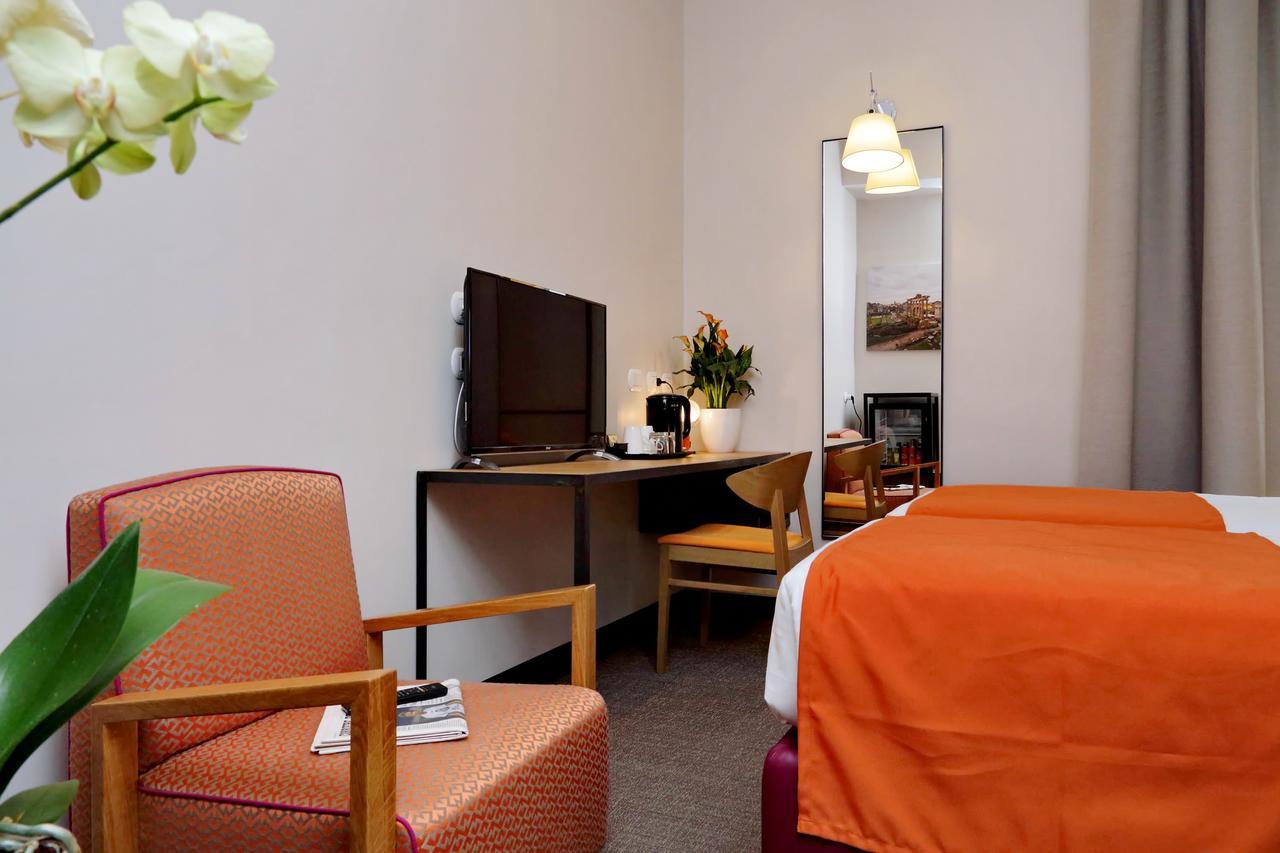 Colonna 32 Hotel Rome Luaran gambar