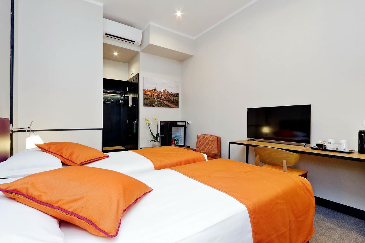 Colonna 32 Hotel Rome Luaran gambar